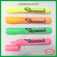 Highlighter Marker Pen with chisel tip